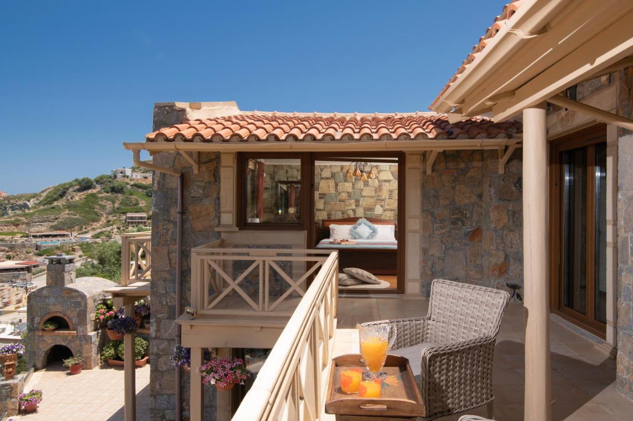Felini Palace Agia Pelagia  Luaran gambar