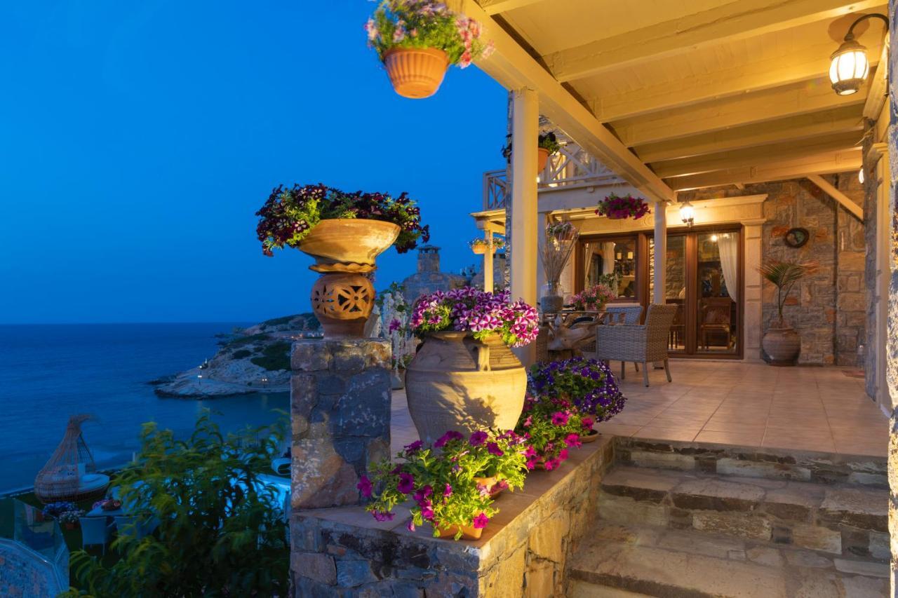 Felini Palace Agia Pelagia  Luaran gambar