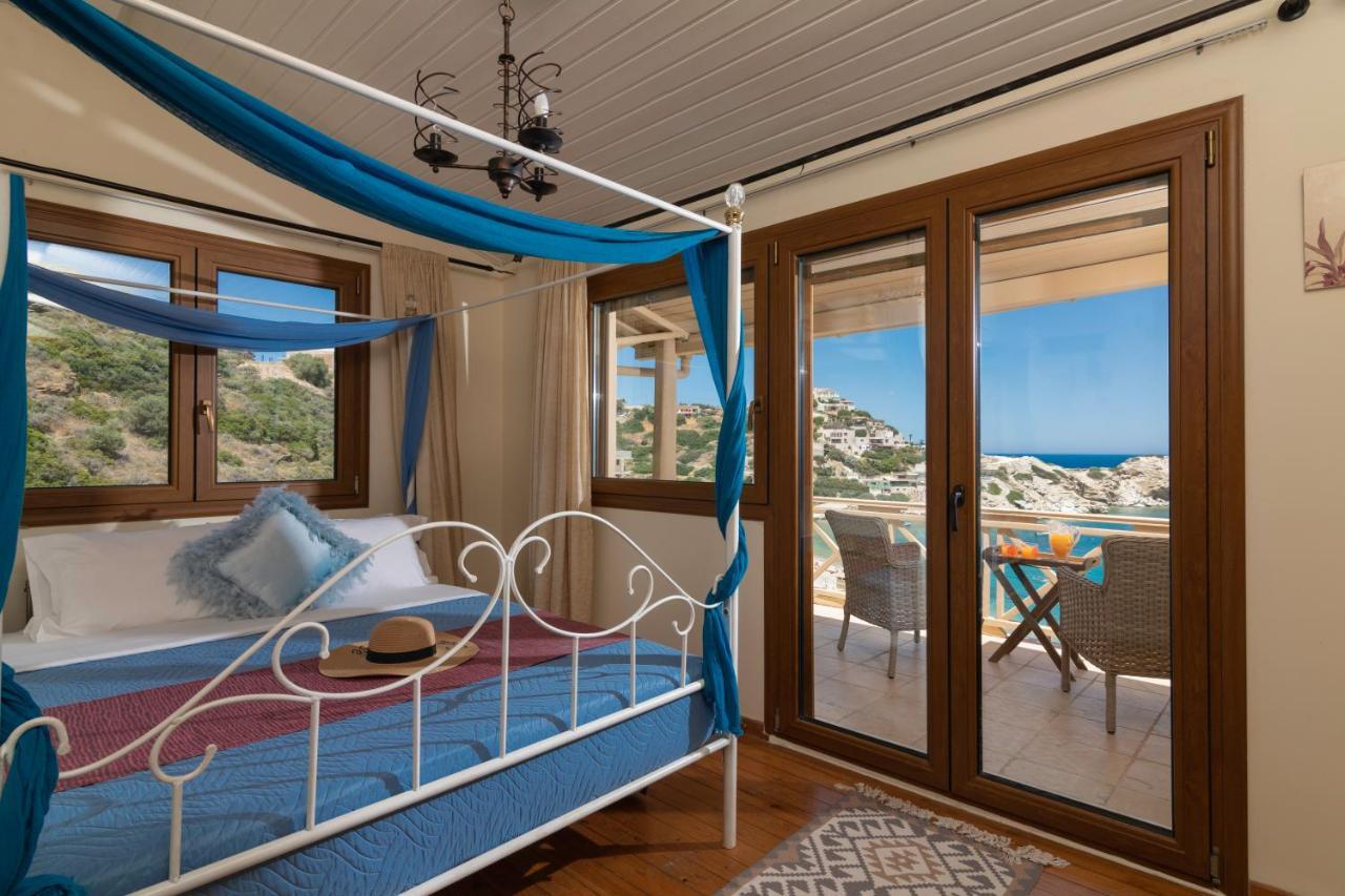 Felini Palace Agia Pelagia  Luaran gambar